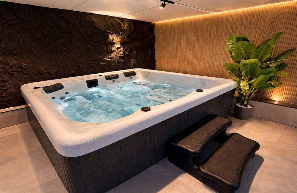 218471 גלריית חוץ, וילה פלואלס בוטיק, וילה  בדלתון וילות - Vila 4 U