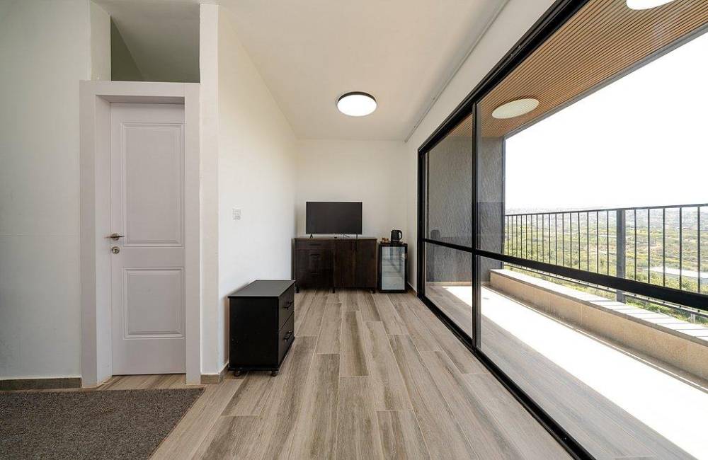 218502 גלריה כללית, אחוזת נוף ים, וילה  בירכא וילות - Vila 4 U