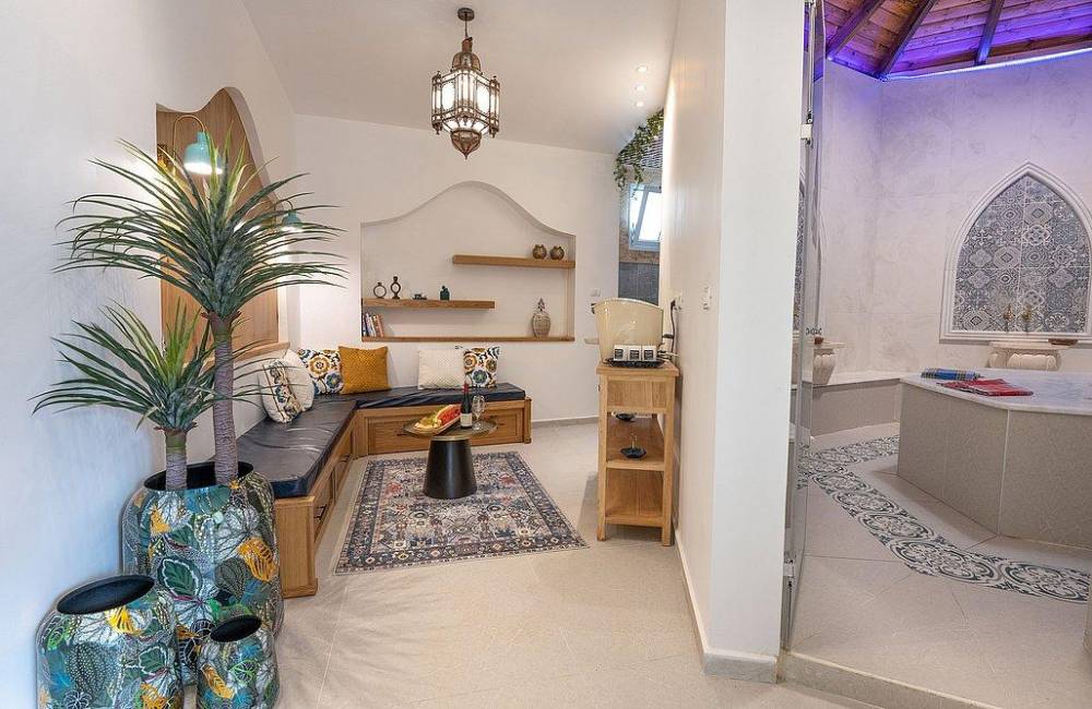 218715 גלריה כללית, וילה ספא ריש, וילה  בירכא וילות - Vila 4 U