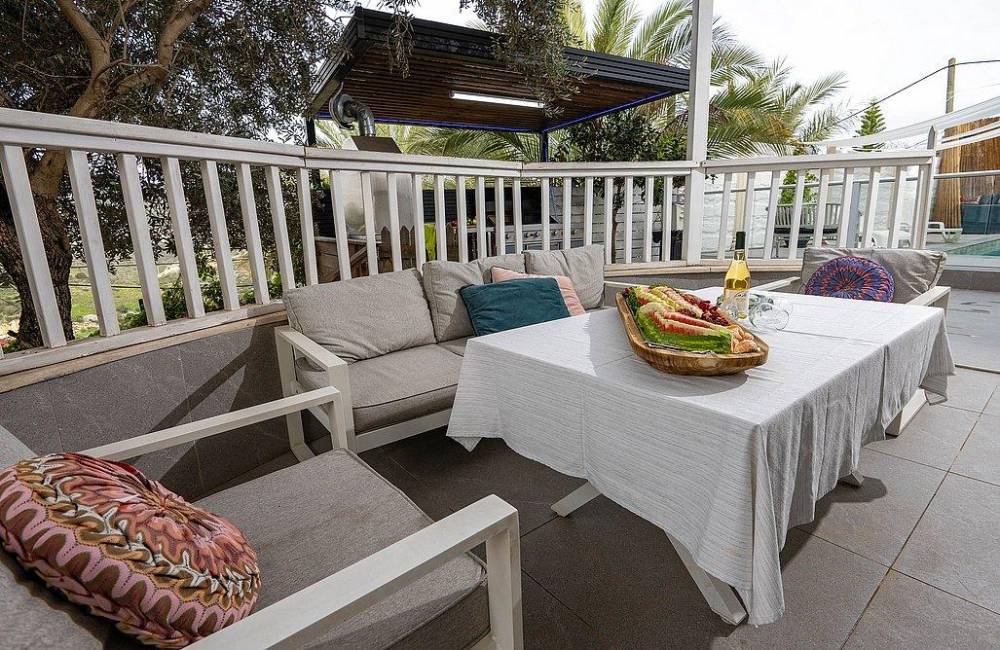 218756 גלריה כללית, וילה ספא ריש, וילה  בירכא וילות - Vila 4 U