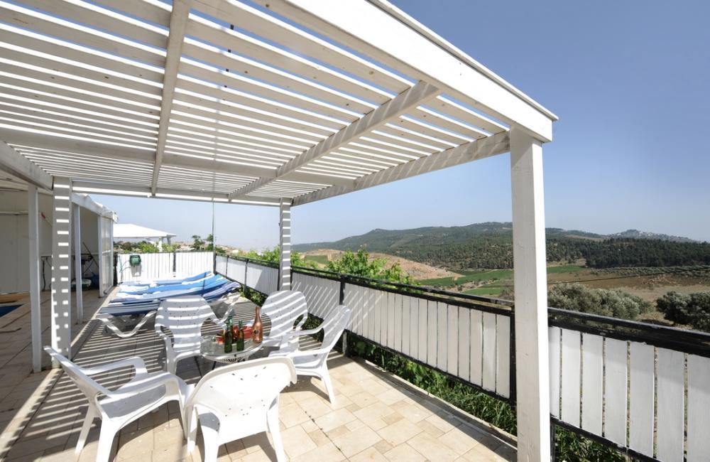 219076 המתחם החיצוני, אחוזת מרלו - MERLOT, וילה  בדלתון וילות - Vila 4 U