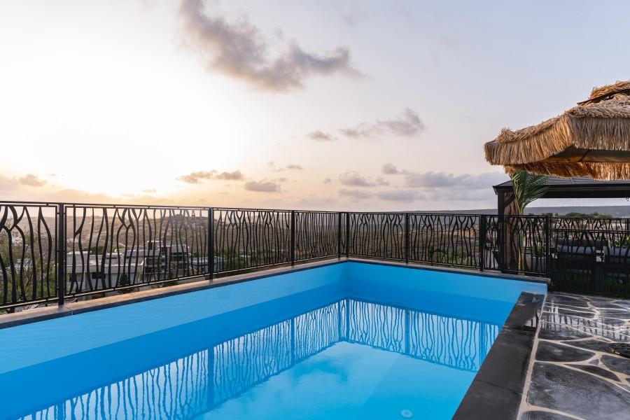 219269 גלריה כללית, סוויטות על הפסגה, וילה  בירכא וילות - Vila 4 U