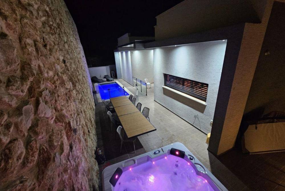 219570 גלריה כללית, וילה פטרון, וילה  בפקיעין החדשה וילות - Vila 4 U