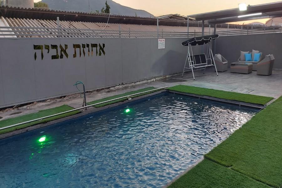 222352 חצר הוילה, אצל אביה ריזורט, וילה  בספסופה וילות - Vila 4 U