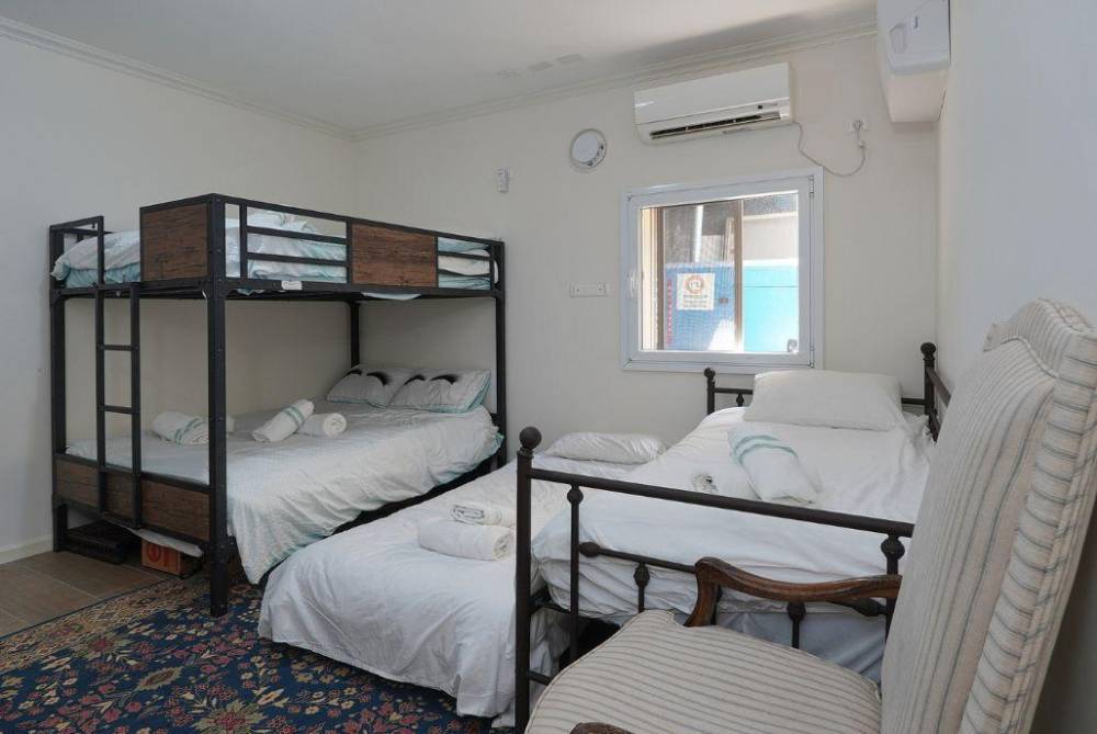 224931 פנים הוילה והחדרים, וילה נטופה כושר - Villa Netofa Kosher, וילה  במצפה נטופה וילות - Vila 4 U