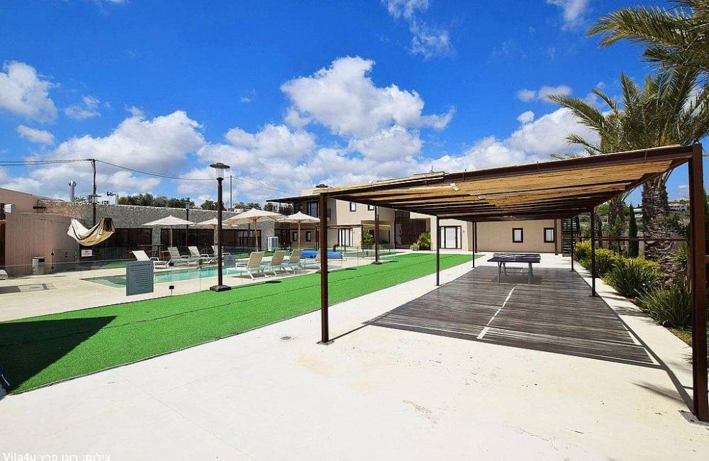 225203 מתחם החצר והבריכה, סהרה ריזורט - Sahara resort, וילה  בירכא וילות - Vila 4 U