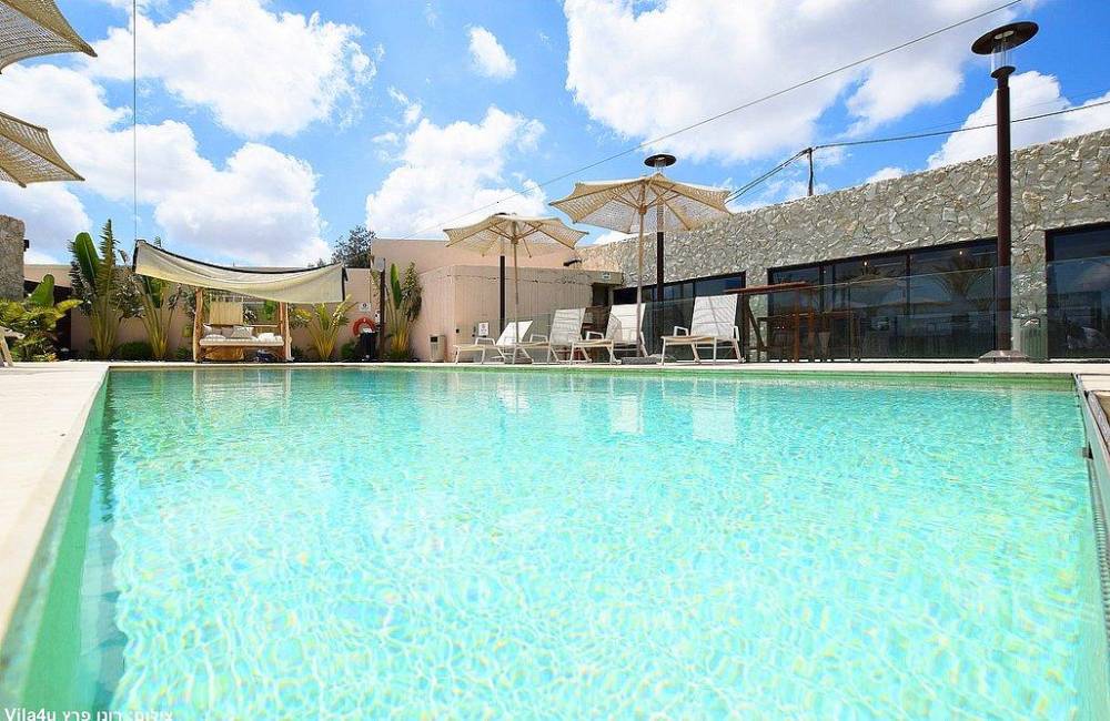 225217 מתחם החצר והבריכה, סהרה ריזורט - Sahara resort, וילה  בירכא וילות - Vila 4 U
