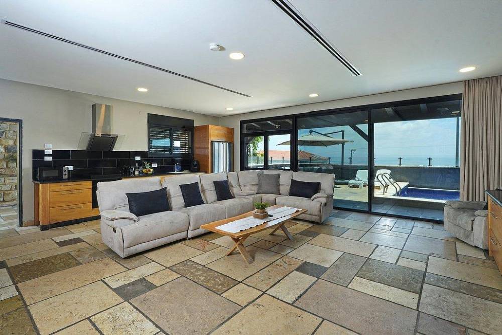 228245 גלרית פנים, וילה רילקס - Villa Relax, וילה  בנוף כנרת וילות - Vila 4 U