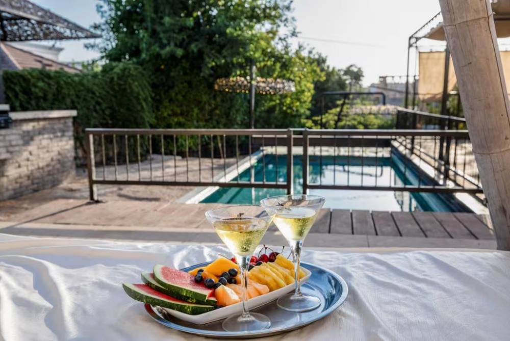 229593 מתחם הבריכה, אחוזת בלו ביי נתניה - Blue Bay Mansion, וילה  בנתניה וילות - Vila 4 U