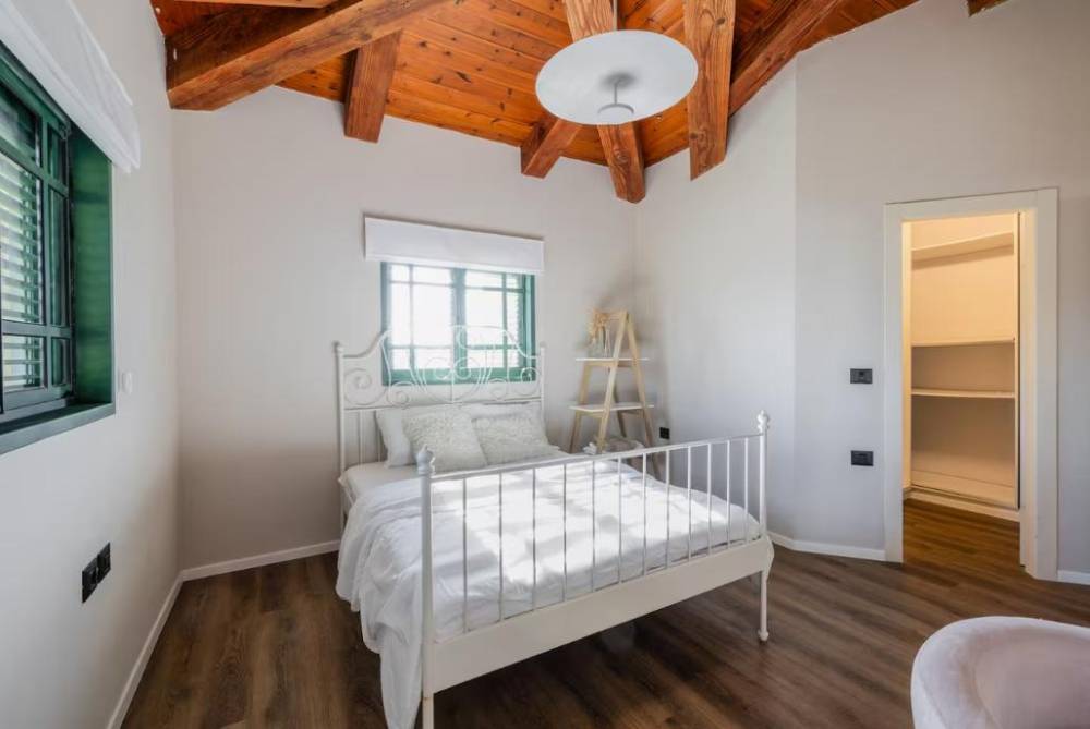 229626 חדרי השינה והרחצה, אחוזת בלו ביי נתניה - Blue Bay Mansion, וילה  בנתניה וילות - Vila 4 U