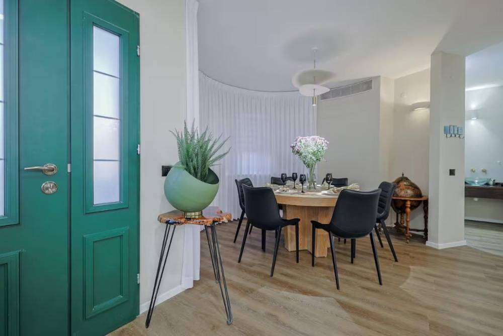 229639 הסלון ופינת אוכל, אחוזת בלו ביי נתניה - Blue Bay Mansion, וילה  בנתניה וילות - Vila 4 U