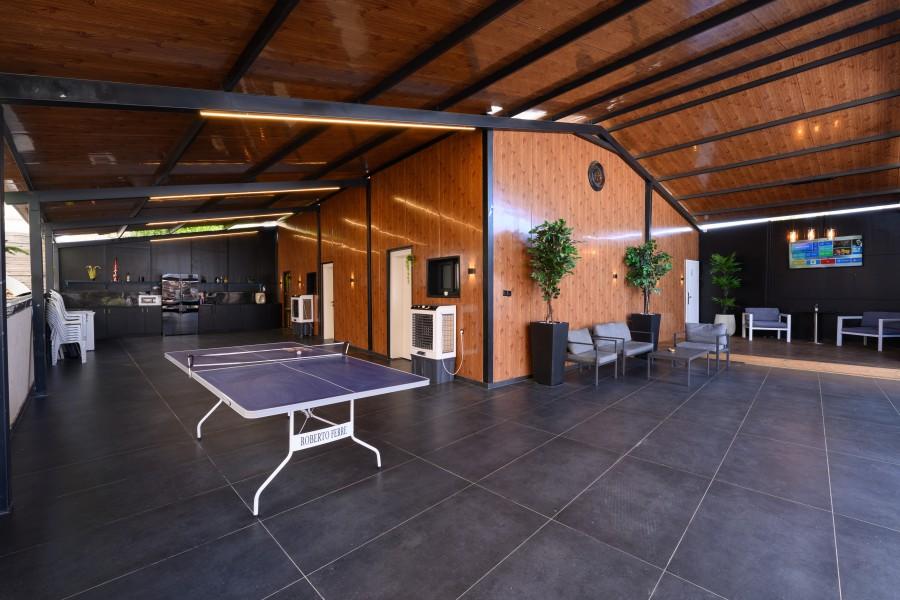 231015 מתחם חיצוני, וילה קאסה מורה - Casa Mora, וילה  בשדות מיכה וילות - Vila 4 U