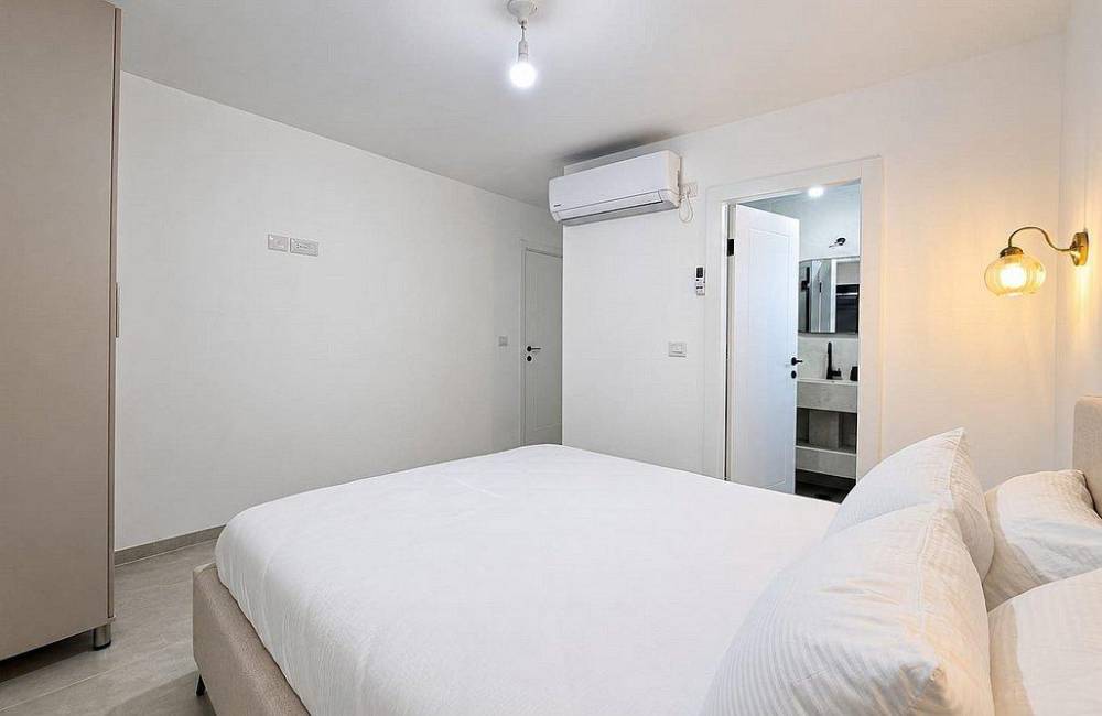 236169 גלרית פנים, אחוזת שירת הים בתירוש, וילה  בתירוש וילות - Vila 4 U