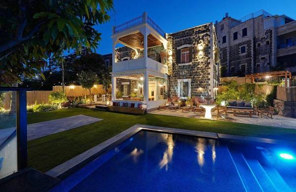 וילה אואזיס פאלאס