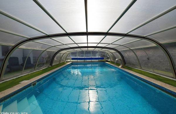 אחוזת קסם במושבה