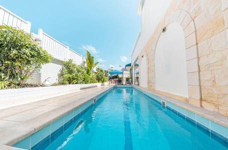 פנטהאוז אנדראה