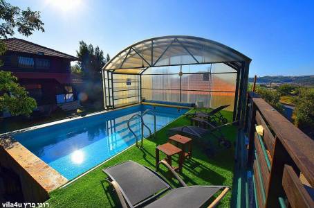 וילה גו בריכת שחייה